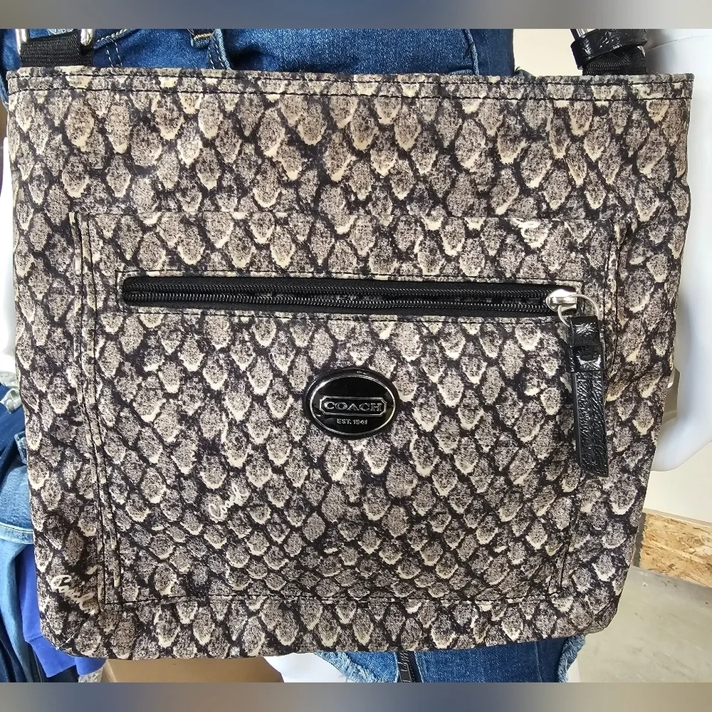 Coach Getaway Snakeskin Print File/Crossbody Bag